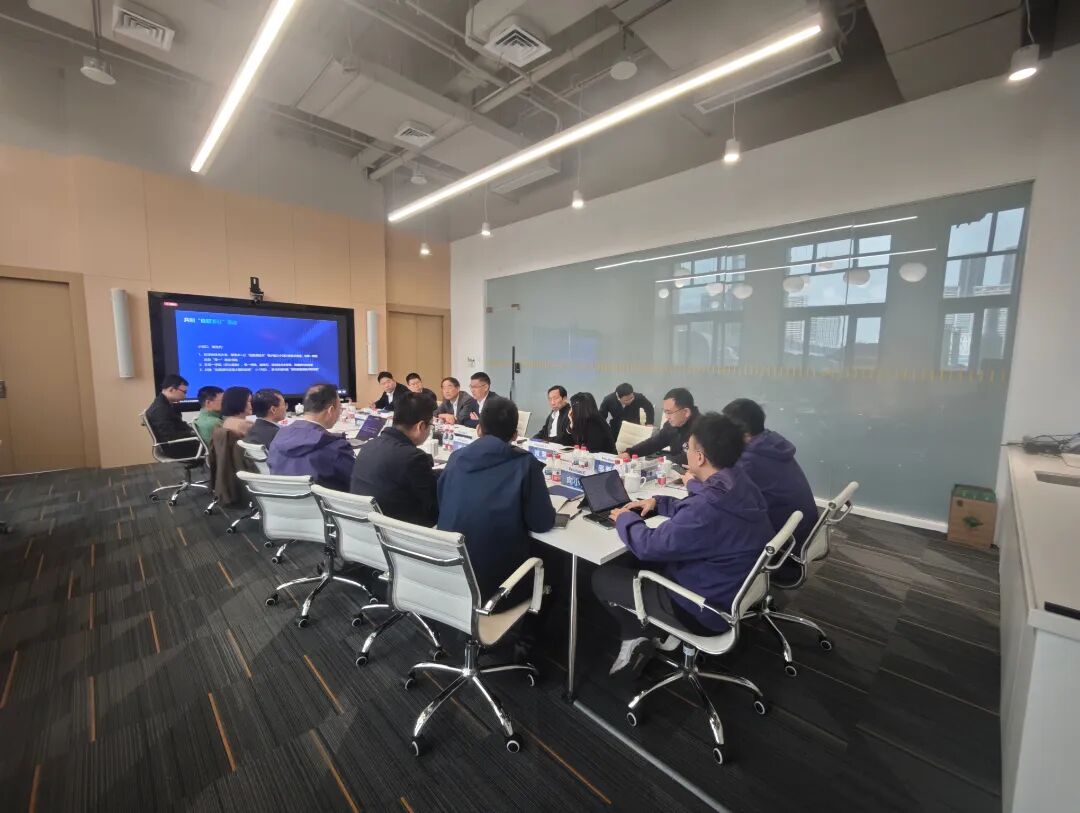 undefined f63bce5d6deae5c786afe30fb9073a70.jpg